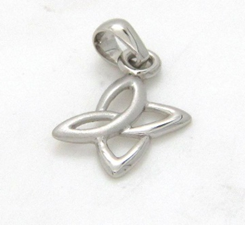 Elegant Silver Celtic Knot Pendant – Minimalist Trinity-Inspired Design